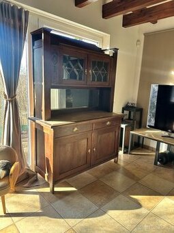 Starožitná skříň masiv, vitrína, kredenc