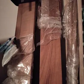 dřevěná garniž masiv 4m x 10cm šířka dřeva