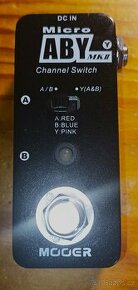 Mooer MAB2 Micro ABY Channel Switch MK II kytarový efekt