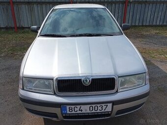 Škoda Octavia 1,6 mpi hathback po TK EM