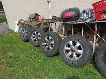 Pneu kola Mitsubishi Pajero 3 4