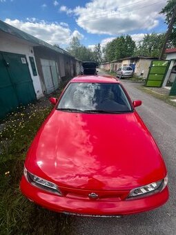 Nissan almera 1999
