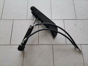 Hydraulický palec pro minibagry