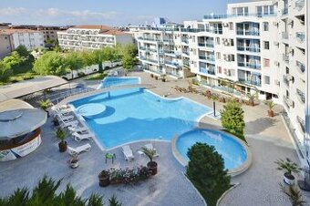 Prostorný apartmán 2kk s výhledem na bazén, jen350m od pláže