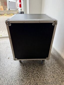 RACK 12U