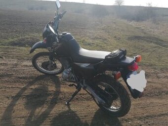 Yamaha XT 600