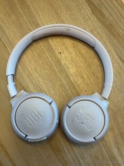 Bezdrátová sluchátka JBL Tune 500BT