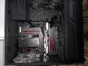 Sharkoon herní pc bez HDD na náhradní díly