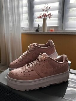 Boty Nike