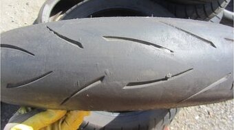 Metzeler 120/70/17, DOT1415