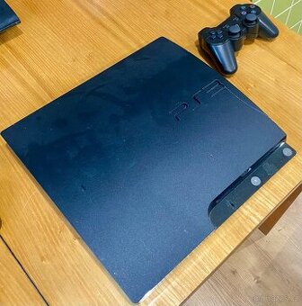 PS3 250 GB + 1 Ovladač + kabeláž