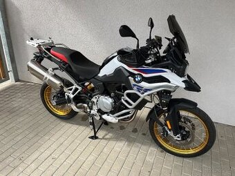 BMW F850GS