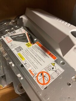 Zvedací panty system BLUM 2 ks