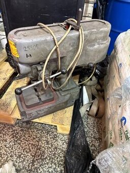 Stolní elektrická vrtačka jihokov hustopeče