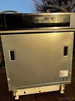 Myčka Whirlpool WBC 3C26 PF X