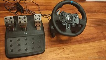 Herní volant Logitech G923