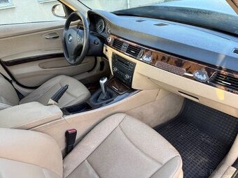 BMW e90 kožený interier