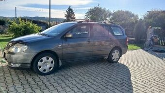 Toyota Corolla kombi 1.6i