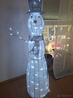 Vánoční sněhulák Retlux RXL 401 120 LED světel   Prodám nove