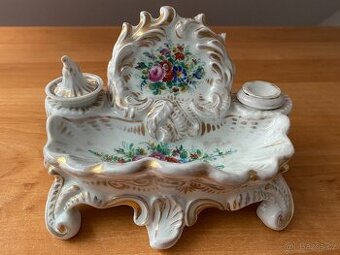 Sběratel nabízí staré porcelánové kalamáře