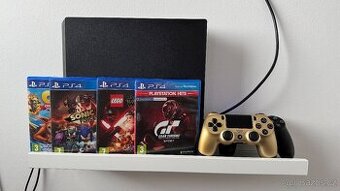 PlayStation PS4 Pro 1TB včetně 2ks ovladačů a 4ks her