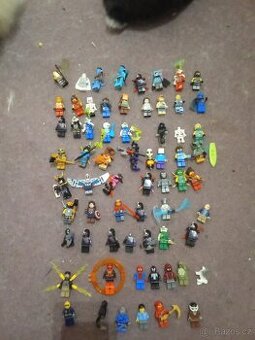 Lego Ninjago,Marvel,avatar mini figurky a nekompletní sety