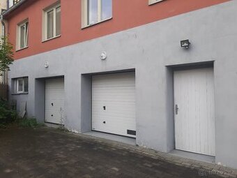 Pronájem garáže, Sadová