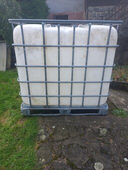 NADOBA IBC 1000l,  OD VODY