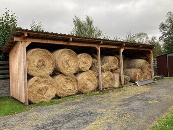 Seno kulaté balíky