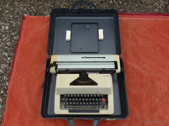Psací stroj Remagg