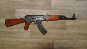 AK-47 UPGRADE - 1