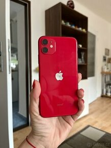 IPhone 11, červený