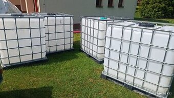 IBC kontajnery.