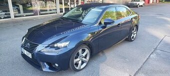 LEXUS IS300h LUXURY