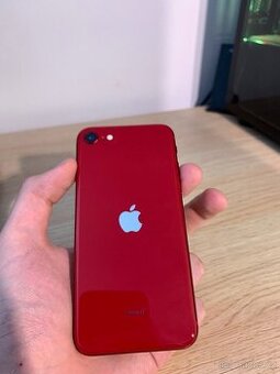 Prodám iPhone SE 2022 (3. generace), 128 GB, 5G – červený