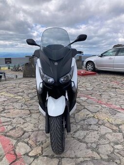 Skútr Yamaha x max 250