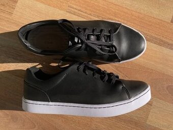 Dámské kožené tenisky CLARKS, vel. 40 - nové