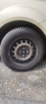 Zimní pneu 185/65r14 Barum polaris 5