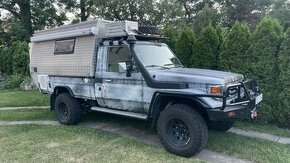 Toyota Land Cruiser HZJ 79