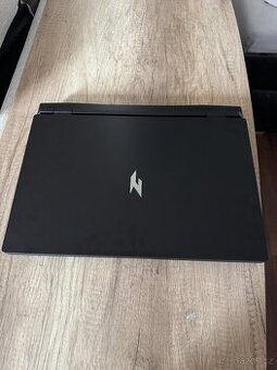 Herní notebook Acer nitro 17
