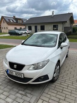 Seat Ibiza 1.4 63kW, benzín, r. 2012 – dobrý stav