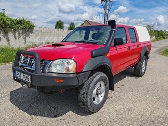 Nissan Navara/ 87 000 km / TOP úprava
