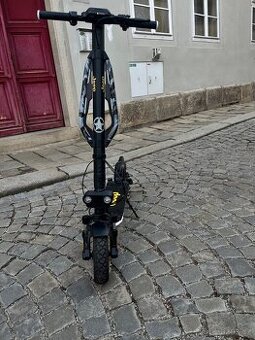 Elektrická koloběžka Jeep Urban Camou