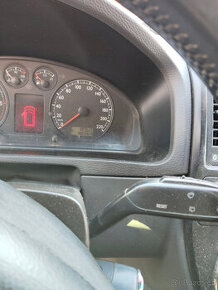 Multivan T5 2007 2.5 TDI 96Kw nová cena - 1