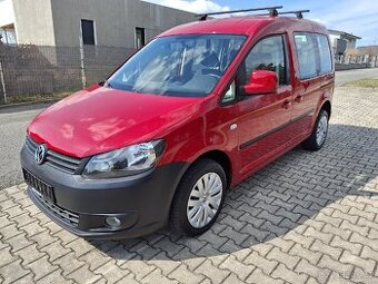 CADDY LIFE 1,6 TDI HAGUSY 5x SEDAČKA