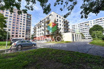 Pronájem moderního 3+kk, 83 m2 s garážovým stáním v centru B