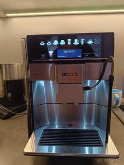 Kávovar SIEMENS EQ.6 plus s 700