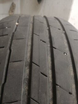225/50 r17