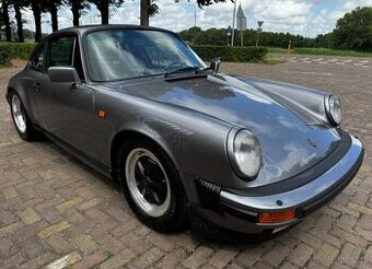 Porsche 911 Carrera 3.2 Coupé G50 – klasika s rodokmenem