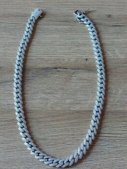 Masivní stříbrný řetěz na krk